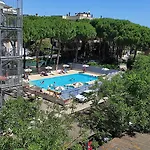 Aparthotel Quadrifoglio