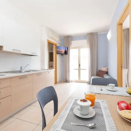 Aparthotel Quadrifoglio 4*