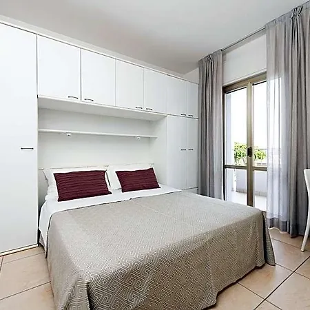 Quadrifoglio Aparthotel